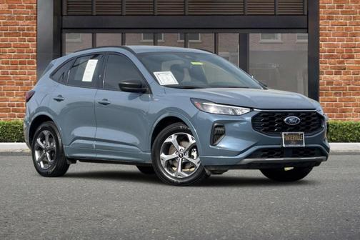 Vapor Blue Metallic 2024 Ford Escape ST-Line