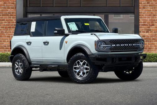 Cactus Green / Gray 2023 Ford Bronco Badlands