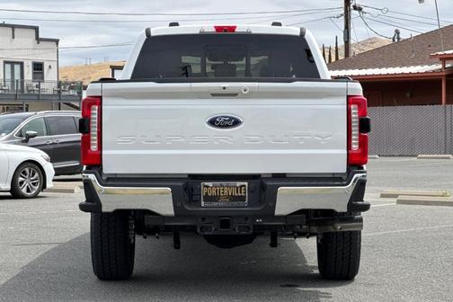 White Metallic 2026 Ford F-250 Lariat