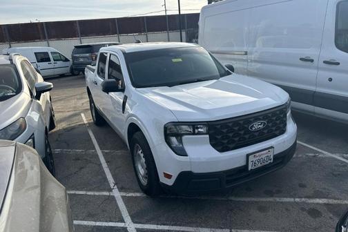 2025 Ford Maverick XL