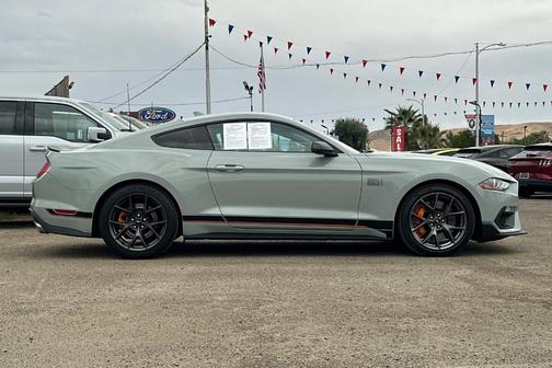 2022 Ford Mustang Mach 1
