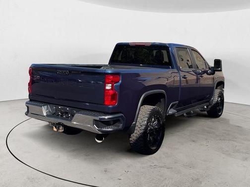 Blue Metallic 2022 Chevrolet Silverado 2500 LT