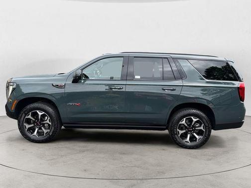 Midnight Pine 2025 GMC Yukon AT4