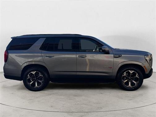 2025 GMC Yukon AT4