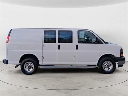 2024 GMC Savana 2500 Work Van