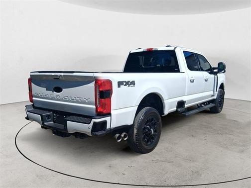 2024 Ford F-350 Lariat Super Duty