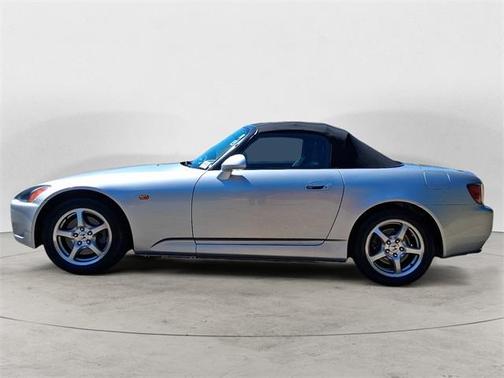 2003 Honda S2000 Base (M6)