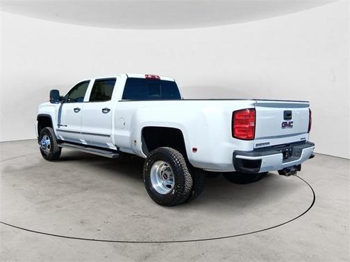 2017 GMC Sierra 3500 Denali