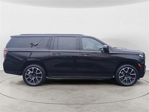 2021 Chevrolet Suburban RST