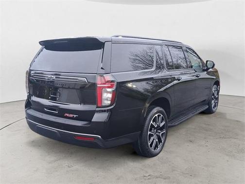 2021 Chevrolet Suburban RST