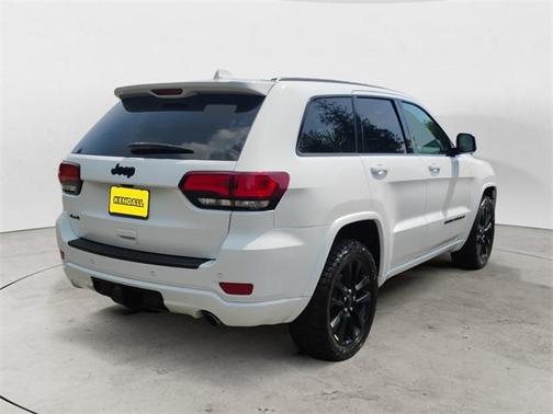 2021 Jeep Grand Cherokee Laredo X