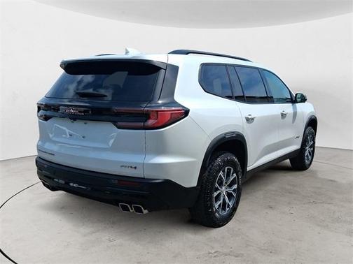 2024 GMC Acadia AT4