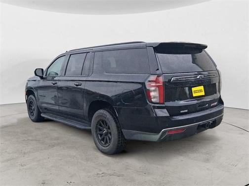 2021 Chevrolet Suburban RST