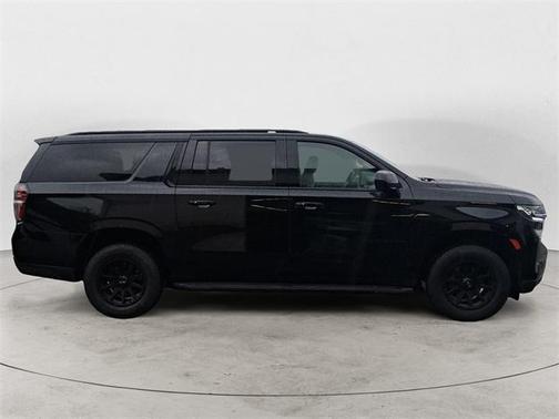 2021 Chevrolet Suburban RST