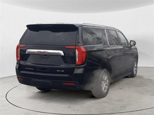 2024 GMC Yukon XL SLE