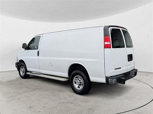 2024 Chevrolet Express 2500 Work Van