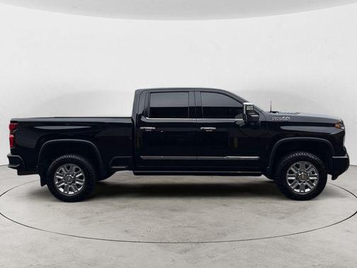 Black 2024 Chevrolet Silverado 3500 High Country