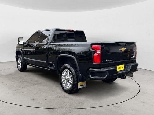 Black 2024 Chevrolet Silverado 3500 High Country
