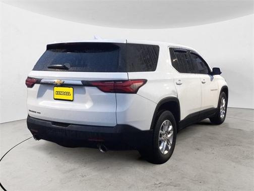 2023 Chevrolet Traverse LS