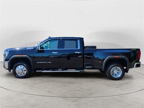 2024 GMC Sierra 3500 SLT