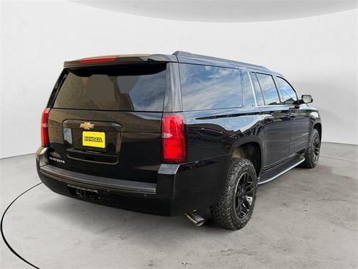 2018 Chevrolet Suburban LT