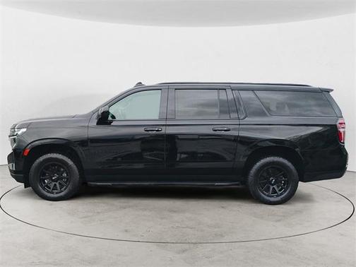 2021 Chevrolet Suburban RST