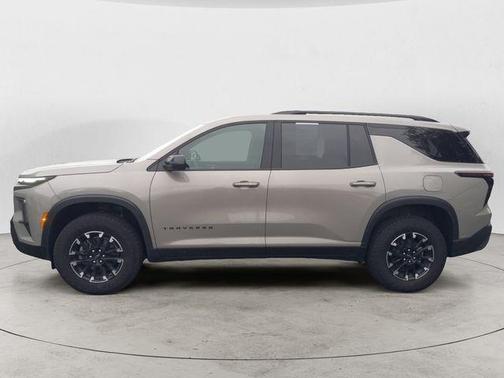 Sandstone 2026 Chevrolet Traverse Z71