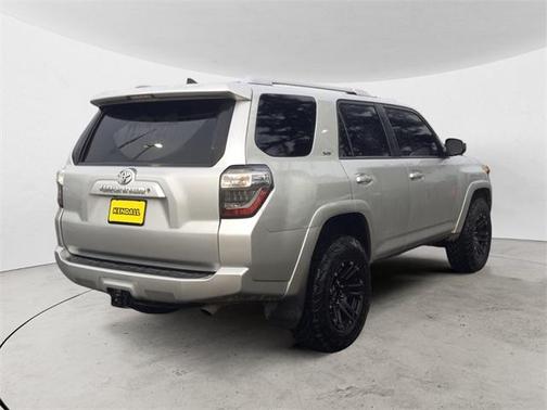 2017 Toyota 4Runner SR5