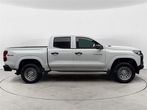 2025 Chevrolet Colorado WT