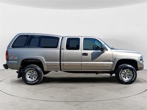 2002 Chevrolet Silverado 2500 LT H/D Extended Cab