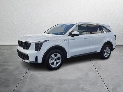 2025 Kia Sorento LX