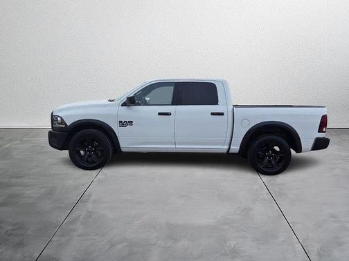 2024 RAM 1500 Classic Warlock Crew Cab 4x2 5'7' Box
