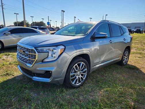 2023 GMC Terrain Denali