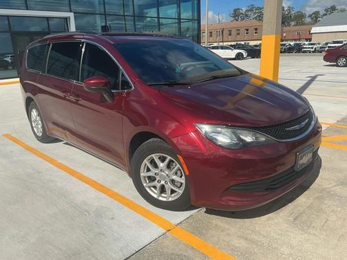 2020 Chrysler Voyager LXI