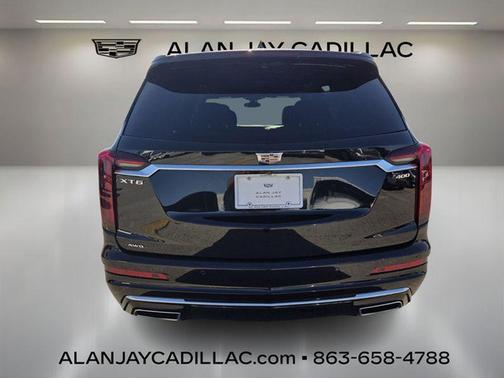2025 Cadillac XT6 Premium Luxury AWD