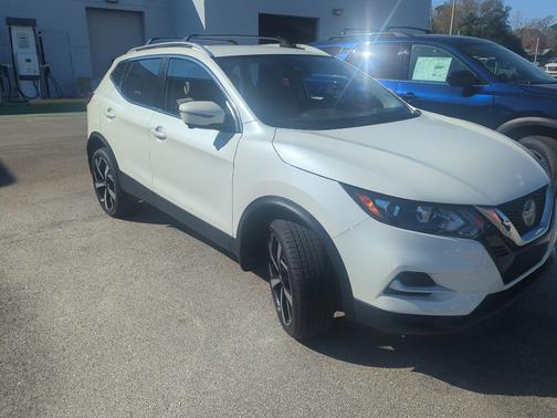 2021 Nissan Rogue Sport SL