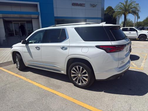 2022 Chevrolet Traverse Premier