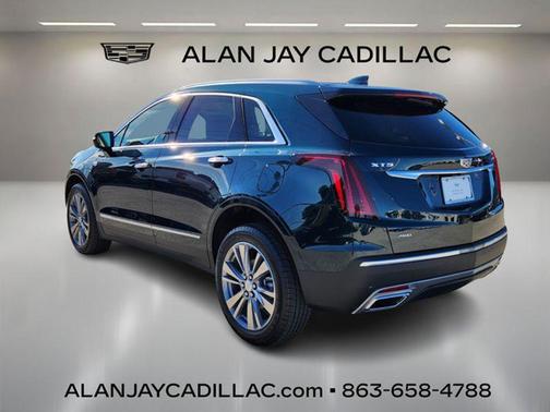 2026 Cadillac XT5 Premium Luxury