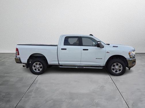 2023 RAM 2500 Big Horn Crew Cab 4x4 6'4' Box