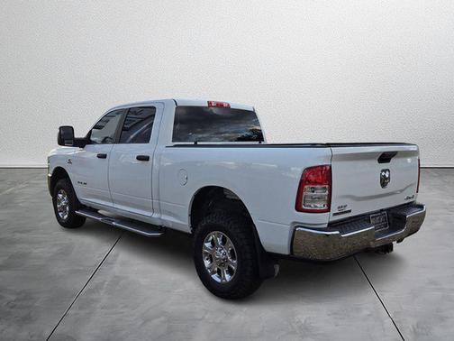 2023 RAM 2500 Big Horn Crew Cab 4x4 6'4' Box