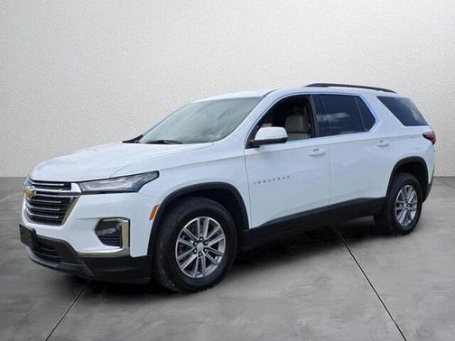 Summit White 2023 Chevrolet Traverse LT Leather