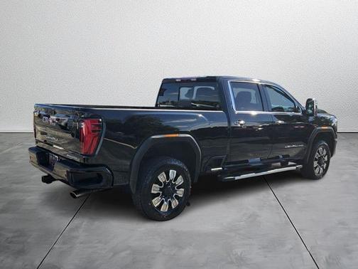 2024 GMC Sierra 2500 Denali