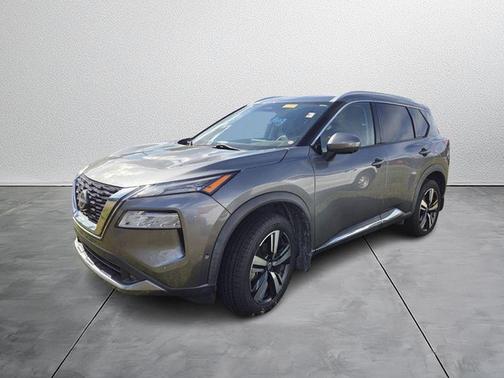 2022 Nissan Rogue SL