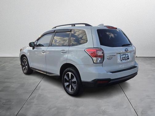 2017 Subaru Forester 2.5i