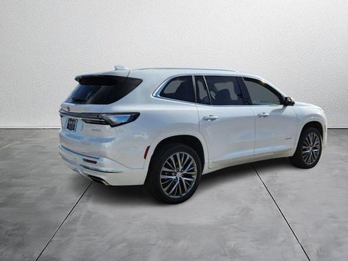 2025 Buick Enclave Avenir FWD