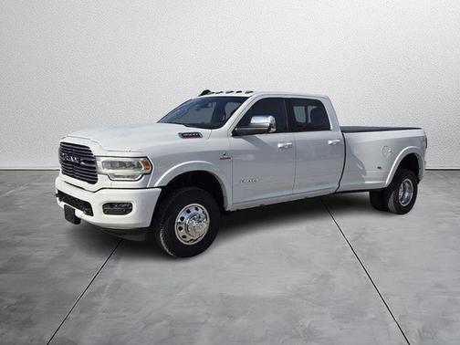 2022 RAM 3500 Laramie Crew Cab 4x4 8' Box