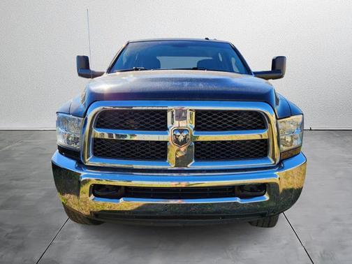 2018 RAM 2500 Tradesman Crew Cab 4x4 6'4' Box