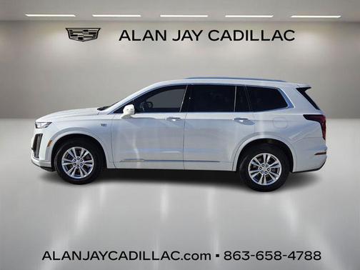 Crystal White Tricoat 2024 Cadillac XT6 Luxury FWD