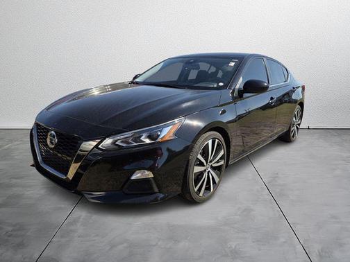 2021 Nissan Altima SR FWD