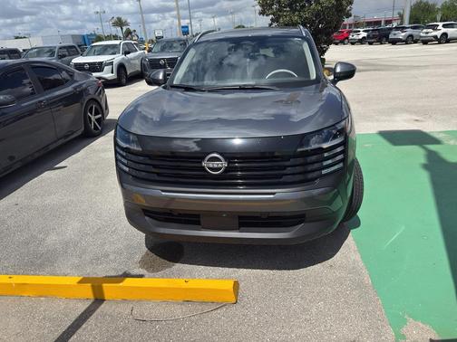 Gun Metallic 2025 Nissan Kicks SV